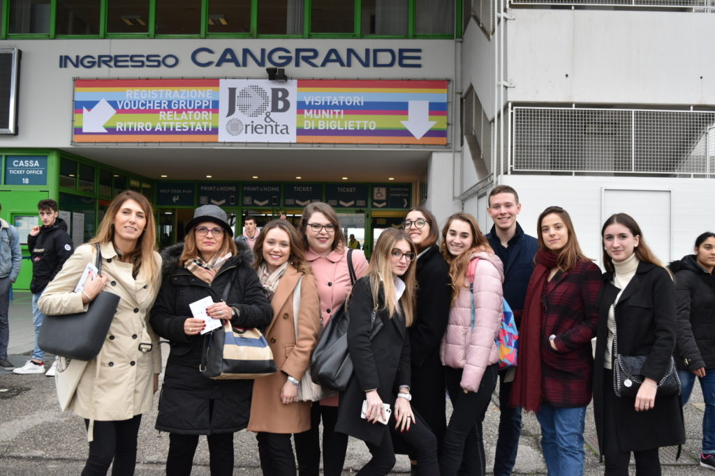 Il Deganutti conquista il Primo Premio al concorso “Storie di Alternanza” con l’impresa simulata LifePillow