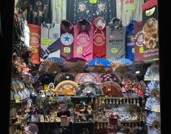 Tiendas de souvenirsTiendas de souvenirs